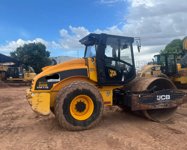 Sotreq seminovos JCB         VM330