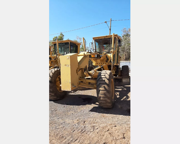 Sotreq seminovos CATERPILLAR         140K